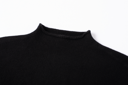 Cropped Knit Top – Open-Side Cut Pullover Midnight