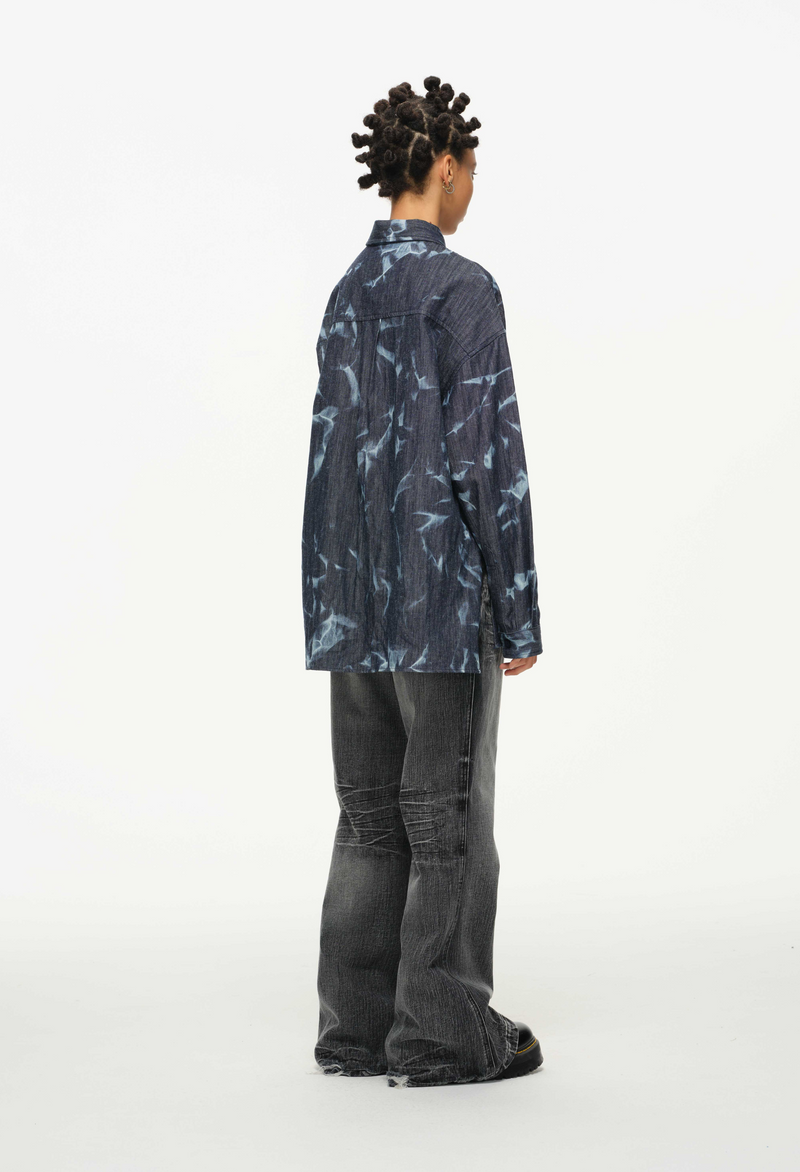 Abstract Indigo Button-Up Shirt – Washed Blue Pattern